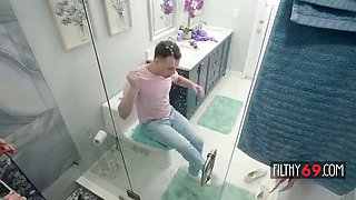 Curvy stepmom London River gives stepson Johnny Love a hardcore blowjob and big tit fuck