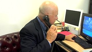 Amateur blonde teen sucks dick in hot pov blowjob sex tape