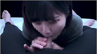 She Gets Excited While Sniffing Erotic Cocks And Snorting During A Blowjob! Nose Job Cum In Mouth　