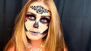Goddess Roxy - Halloween Body Worship