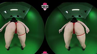 Amateur young brunette enjoys dildo on solo masturbation