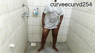 We Got Wet Twerked Sucked and Fucked: Bathroom Romance