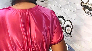 Fucked Bhabiji Working in the Kitchen When No One Was in the House! in Real Hindi Voice