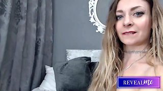 Sexy Italian Milf in Black Lingerie Takes Double Penetration