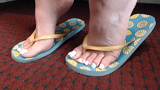 Lemon flipflops and toenails
