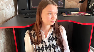 Stepdaughter Prevents Stepfather Play a Computer Game. but She Sucks Dick Well with a Swallow Part 1