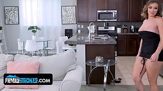 Skyler storm and mia james get nasty together