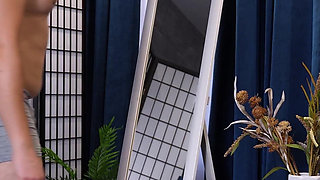 Slutty Stepmom-facesitting Lessons Pt3