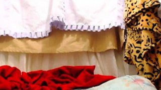 Brunette Latina Masturbates on Webcam