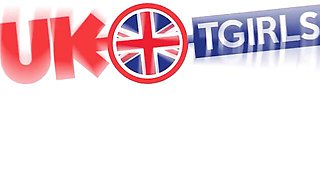 British scene with amorous Emmy and Angeles from Grooby Girls