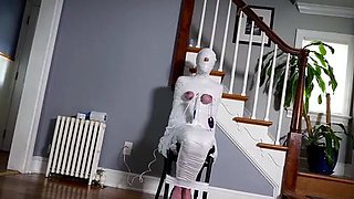 Izzabella Robbins Mummified and Cumming