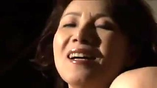 Japanese Mommy Just Too Exciting Pound Voyeur