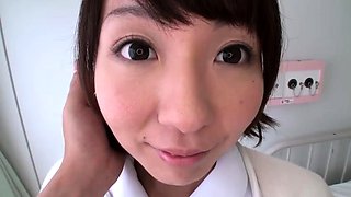 Japanese mommy getting her juicy asian pussy fingered