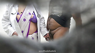 Lucky patient got a beautiful doctor to satisfy his sexual desires in a clinic