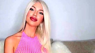 Awesome Big Boobs Blonde Masturbates In The Shower