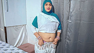 Muslim Hijabi Stepsister Wants to Sex with Stepborther, She Gave Me Blowjob in 69 with Pissing