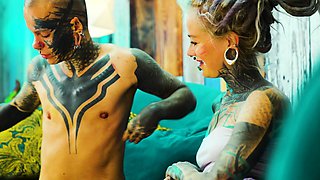 Alt beauty Anuskatzz stuffs Nahluu's pussy