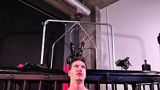 TANGENTOD Latex Mistress Fingers Submissive