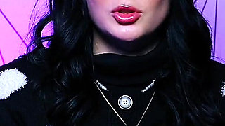 Charlotte Sins: Swallowing, Sex Parties, and the Gray Areas of Ethicaljournalism