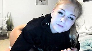 Amateur Blonde Teen Intense Masturbation HD