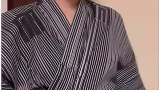 Vertical Porn Movie] Very Cute Yukata Girlfriends Pussy, Cowgirl Position, Massive Cream Pie
