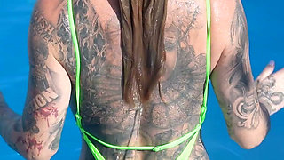 Face and Hard Fuck Rimming Squirting's by the Pool