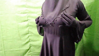 Indian Bhabhi dancing and masturbating in the bedroom and talking dirty
