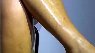 Sexy Toe Tapping in Red Heels 2