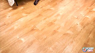 Unattainable tomato's stocking scene