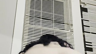 Goth girl twerks herself numb waiting