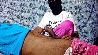 Young Indian dasi bahabi and Dewar sex in the hotel