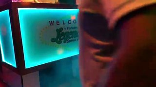 Amateur college babe gives guy a blowjob in reality sexparty
