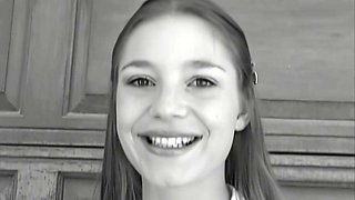 Aurora Snow mesmerizes with daring, vintage group passion