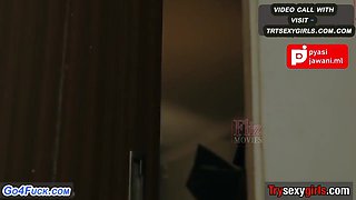 Photographer succumbs to wild passion in steamy Indian shoot