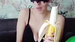 Do a on a banana, very sensual