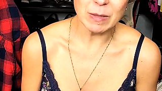 Milf brunette dildo masturbate