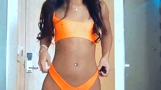 Cute amateur brunette naughty in solo jerking show on camera