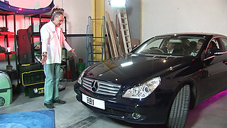 Big boobs babe pussy fucking cock sucking dildo playing in garage