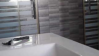 Real Amateur Nympho Couple Having Passionate Hard Fuck in the Shower