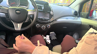 UBER- client masturbates me when she sees that I have a big cock