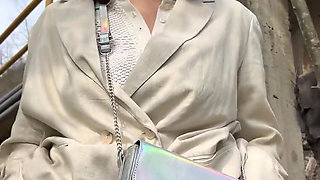 Yellow Mood in Public Humor