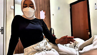 Cheating Innocent 18 Years Old Muslim Girl, Who Asked to Be Taught How to Masturbate
