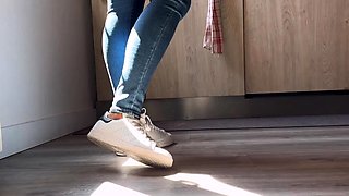 Linsey Dawn solo foot fetish