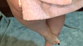 Toes Toes Toes Ready to Play