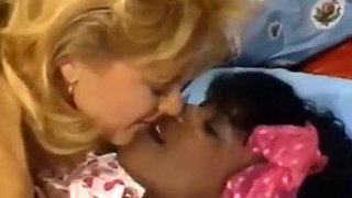 Angel Kelly vs Nina Hartley: Blonde, Onlyfans  Small Tits Porn