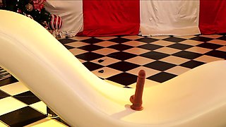 Big boob brunette masturbates on webcam
