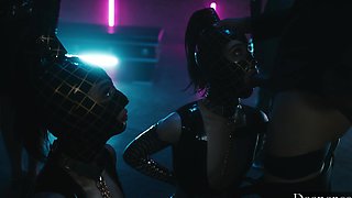 Small Hands and Joanna Angel in a hot ffm threesome with Evelyn Claire