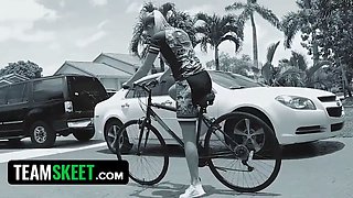 Therealworkout- blonda biker (Avalon Heart) opened up and fucked