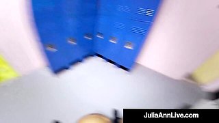 Julia Ann Live featuring Julia Ann's handjob smut