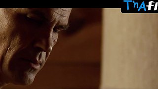 Elizabeth Olsen Ass, Knockers Gig in Oldboy